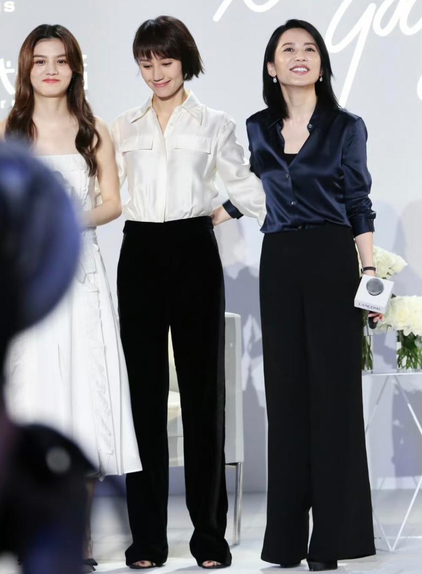 袁泉董洁穿搭技巧_衣品 女明星_极简高智风穿搭
