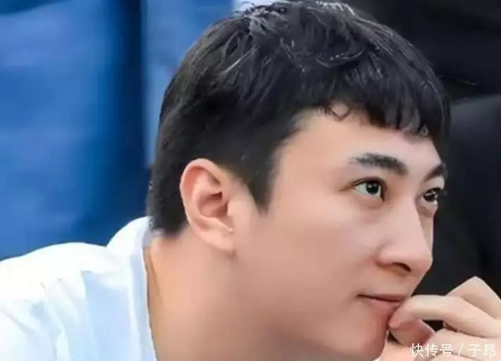 国民男友卷入_美女解约事件_明星黑料太多,
